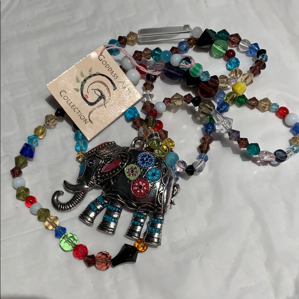 Bohemian Elephant Necklace NWT - Picture 2 of 3